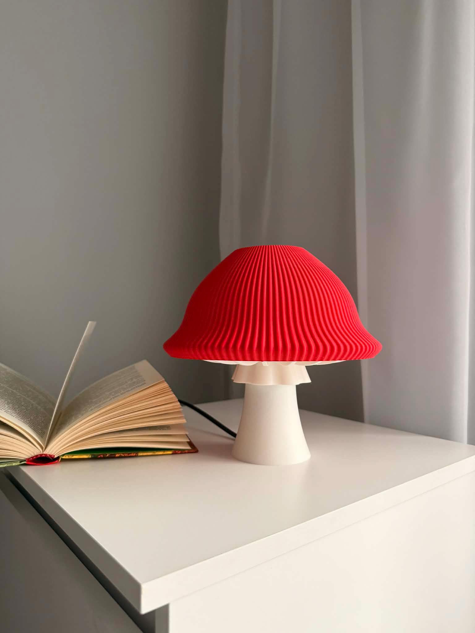 Red Bedside Lamp – Ribbed Modern Table Light | 3D Printed Accent Lamp