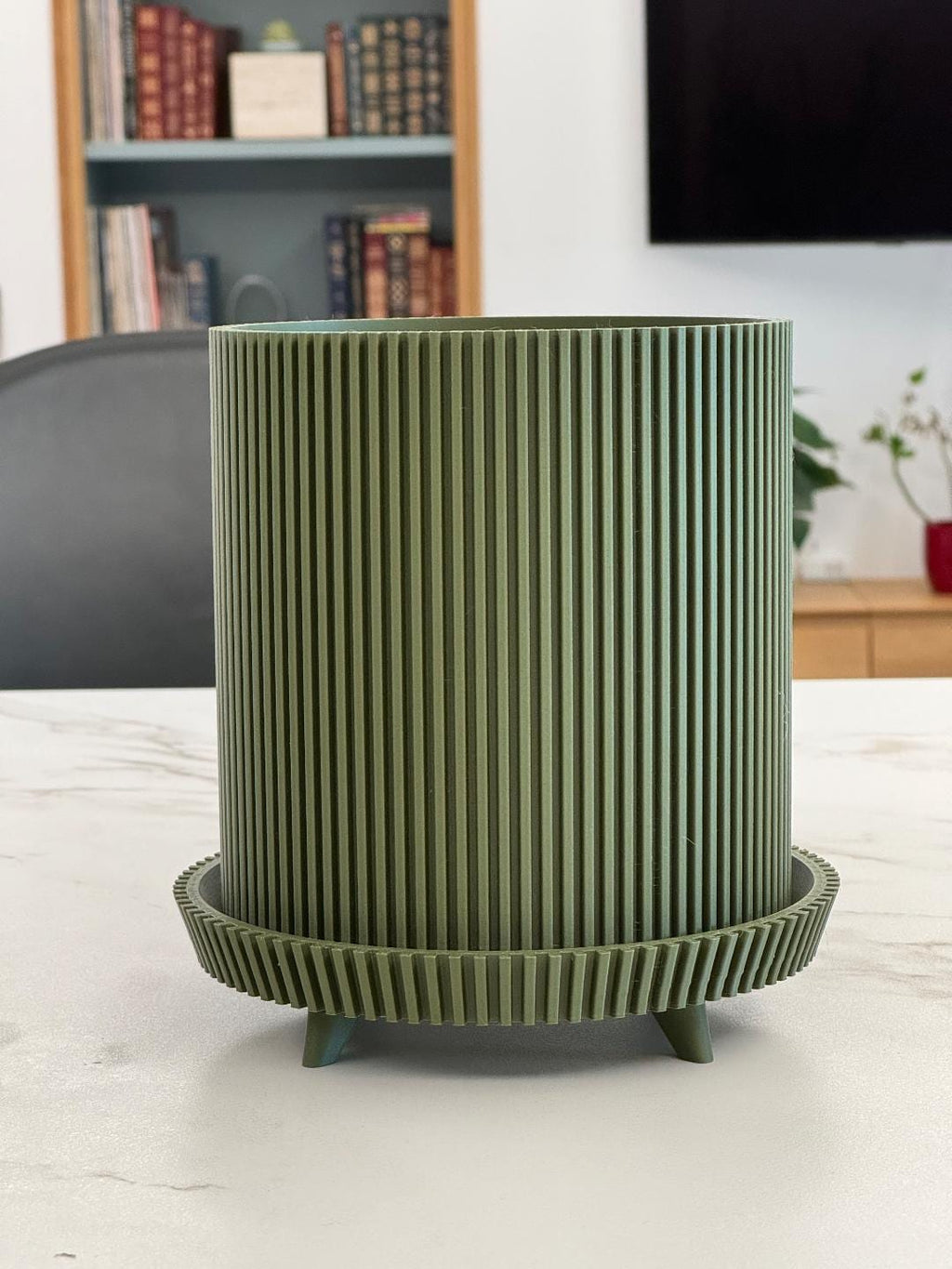 Ribbed Plant Pot with Legs | Japandi Planter | Indoor Flower Pot
