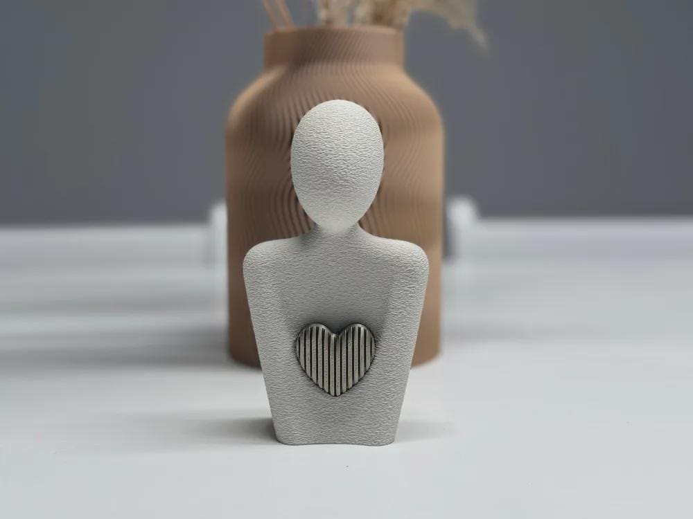 Modern Mother's Day Statue | Minimalist Heart Sculpture | Home Decor | Gift for Mum