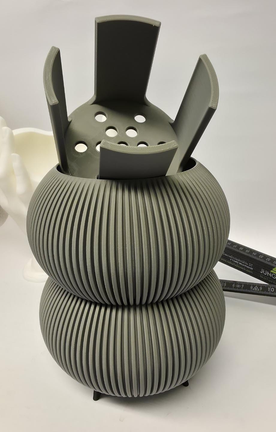 3D Printed Ribbed Planter With Legs, Bubble Succulent Pot, Modern Minimalist Flower Pot, Scandinavian Indoor Plant Pot, Boho Shelf Decor
