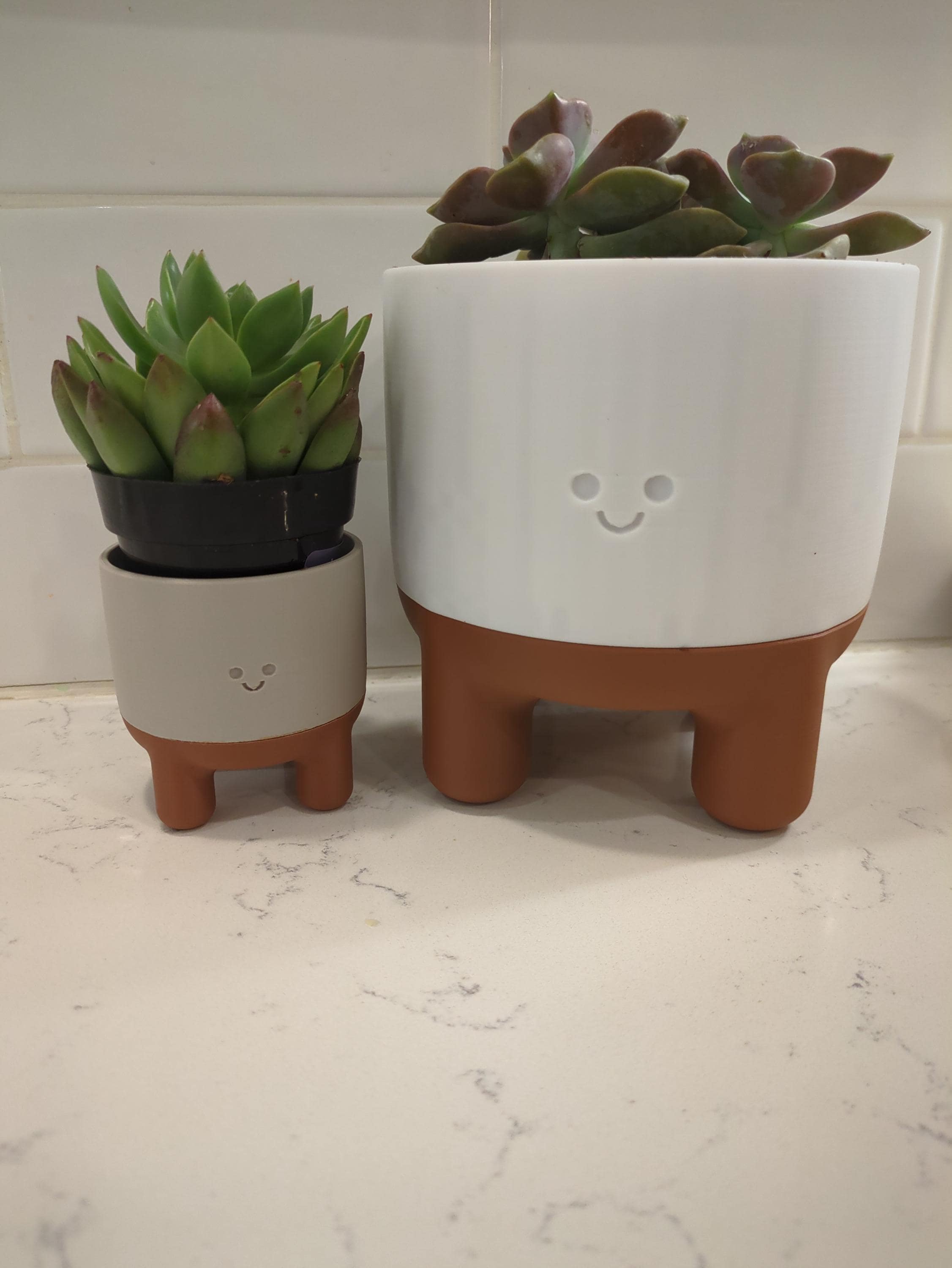 Melo Smiley Face Plant Pot with Legs | Two-Part Mix & Match Design