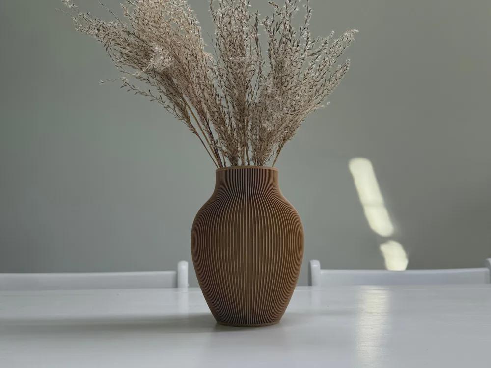 Tayo Japandi Ribbed Vase | Textured Nordic Decor | 3D Printed Scandinavian Home (180mm x 136mm)