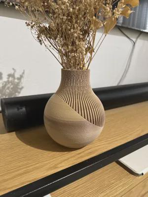 Neki Japandi Vase | Ribbed Minimalist Vase | Scandinavian Nordic Decor | Modern 3D Printed