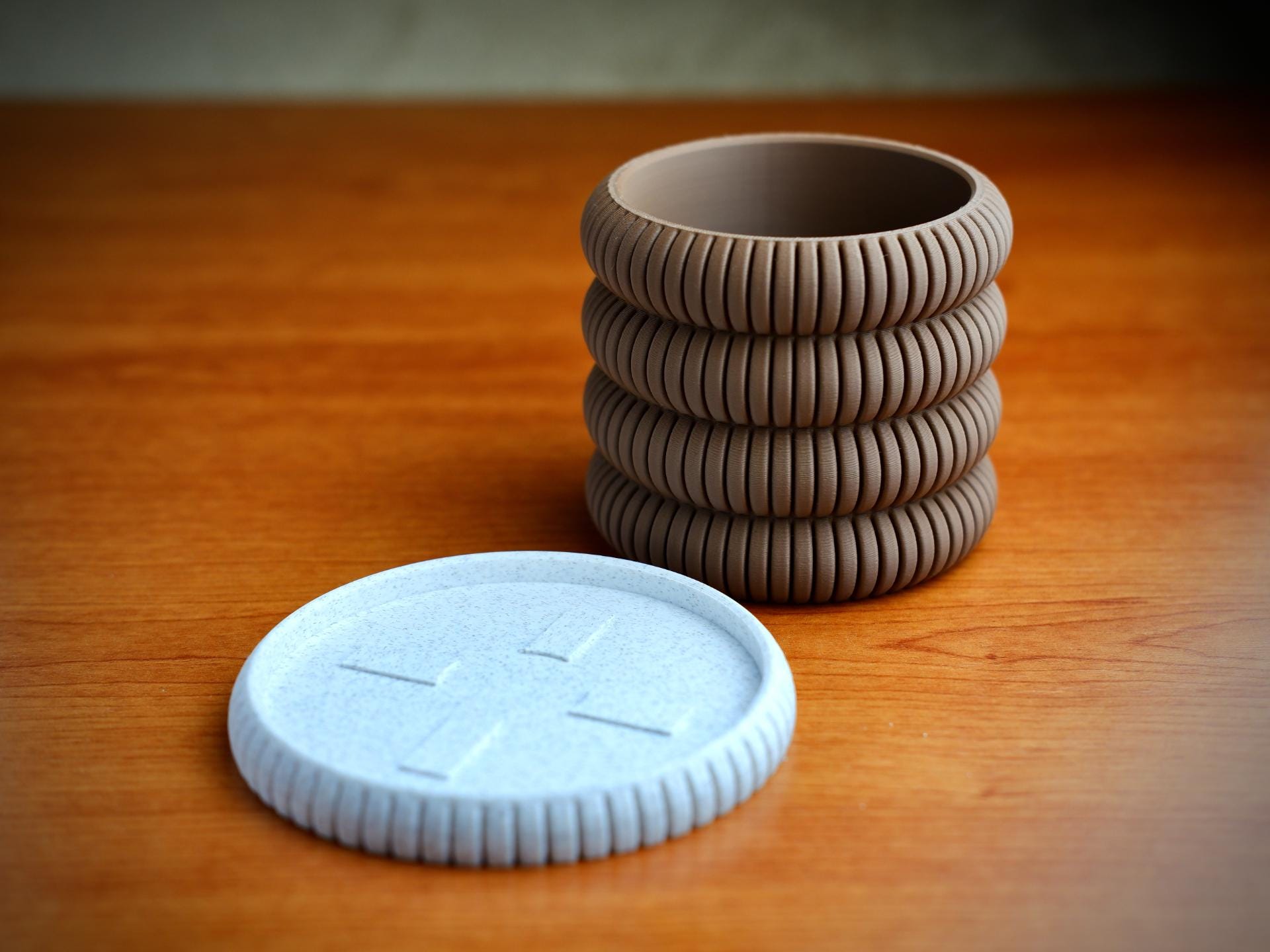 Ribbed Planter with Drainage Plate | 3D Printed Modern Minimalist Plant Pot | Small Succulent Planter