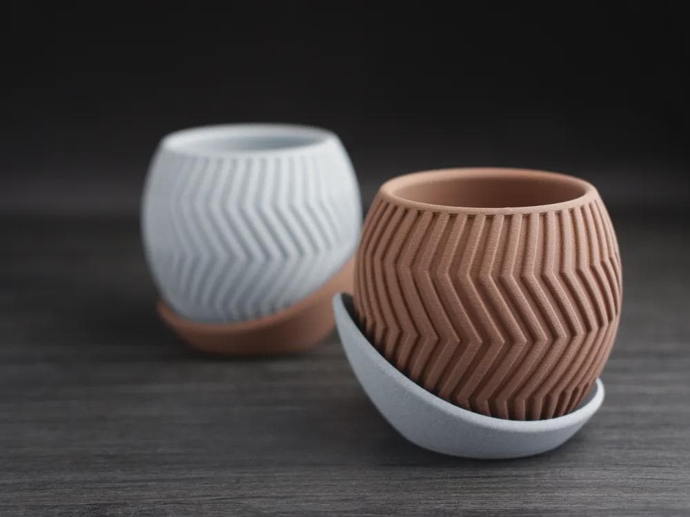 Modern Zig Zag Planter with Wrap Around Plate, Geometric Indoor Pot