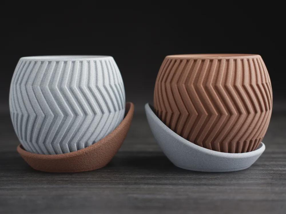 Modern Zig Zag Planter with Wrap Around Plate, Geometric Indoor Pot